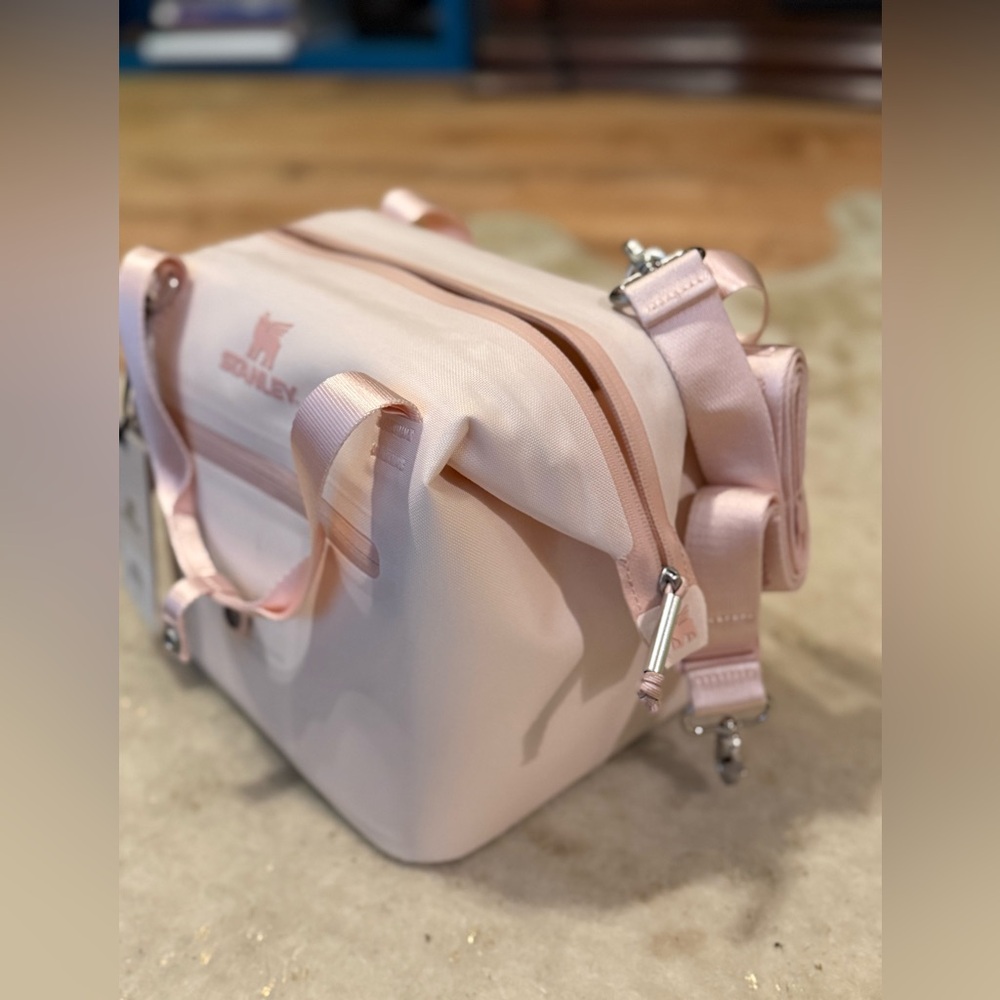 Stanley All Day Julienne Mini Soft Cooler Bag and Lunch Bag 7.4 qt | 20 Can NWT - Picture 6 of 8